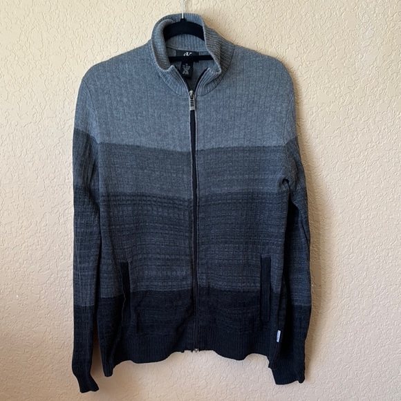 Calvin Klein Gray Gradient Men's Sweater - Picture 1 of 7